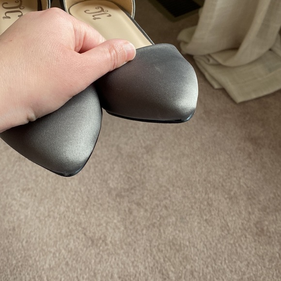 Journee Collection women’s Tanzi pointed Toe stiletto Heel pumps - Picture 10 of 10